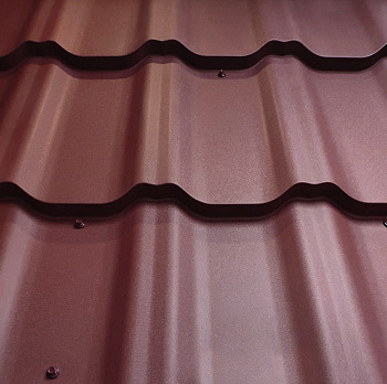 Металлочерепица Grand Line Kvinta Plus Satin RAL 3005 Красное вино